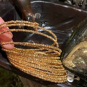 Stella & Dot Bardot spiral bangle